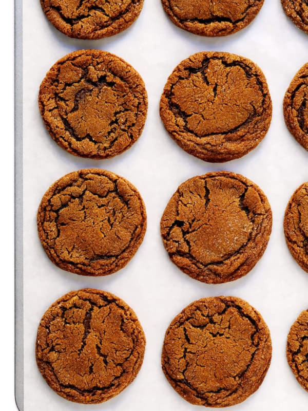 Chewy Ginger Molasses Cookies