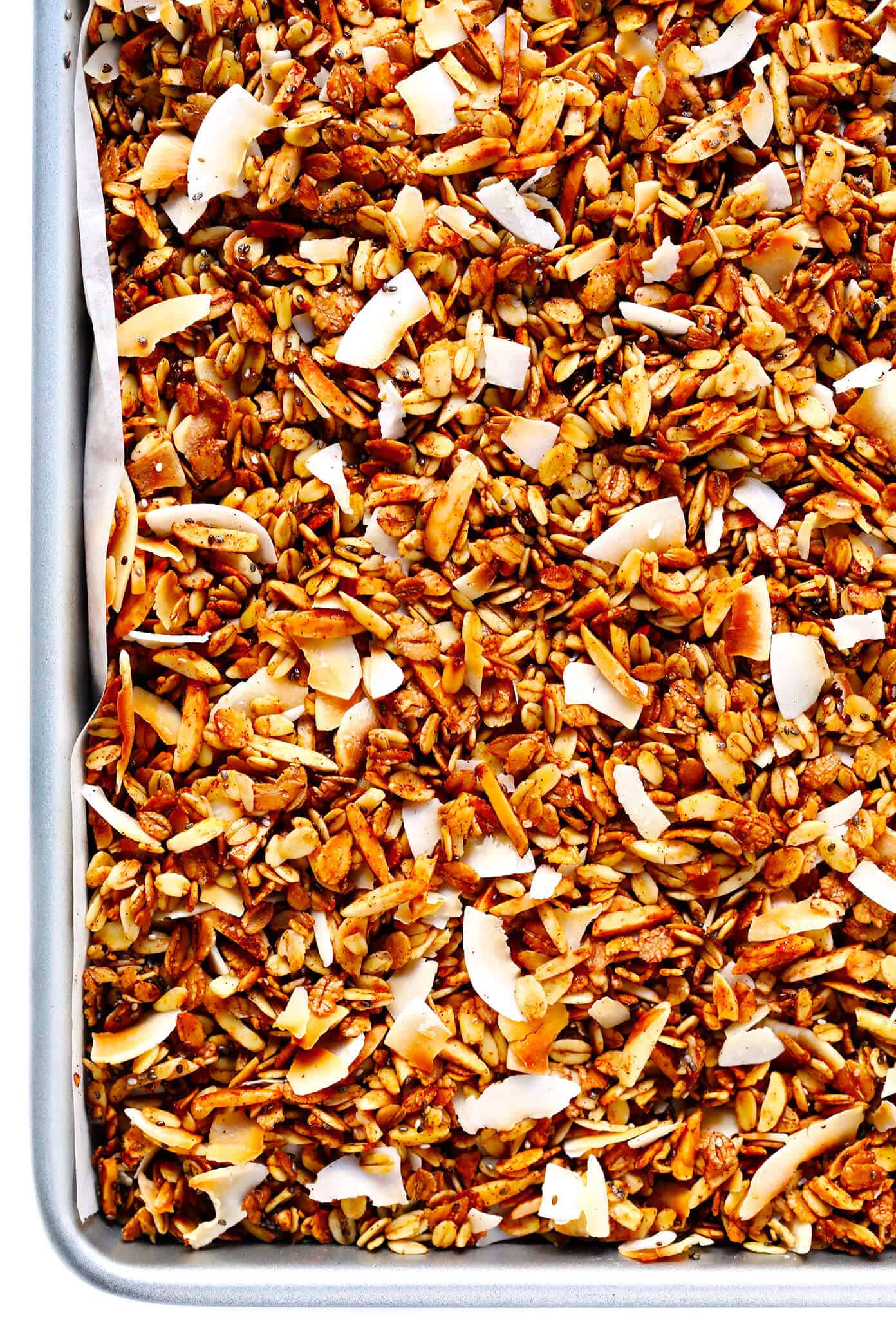 The BEST Healthy Granola recipe! It's quick and easy to make, naturally sweetened with honey or maple syrup, and it can be customized with whatever add-ins you love best. Perfect for an easy breakfast or snack. | gimmesomeoven.com #granola #healthy #breakfast #snack #glutenfree #vegan Healthy Granola