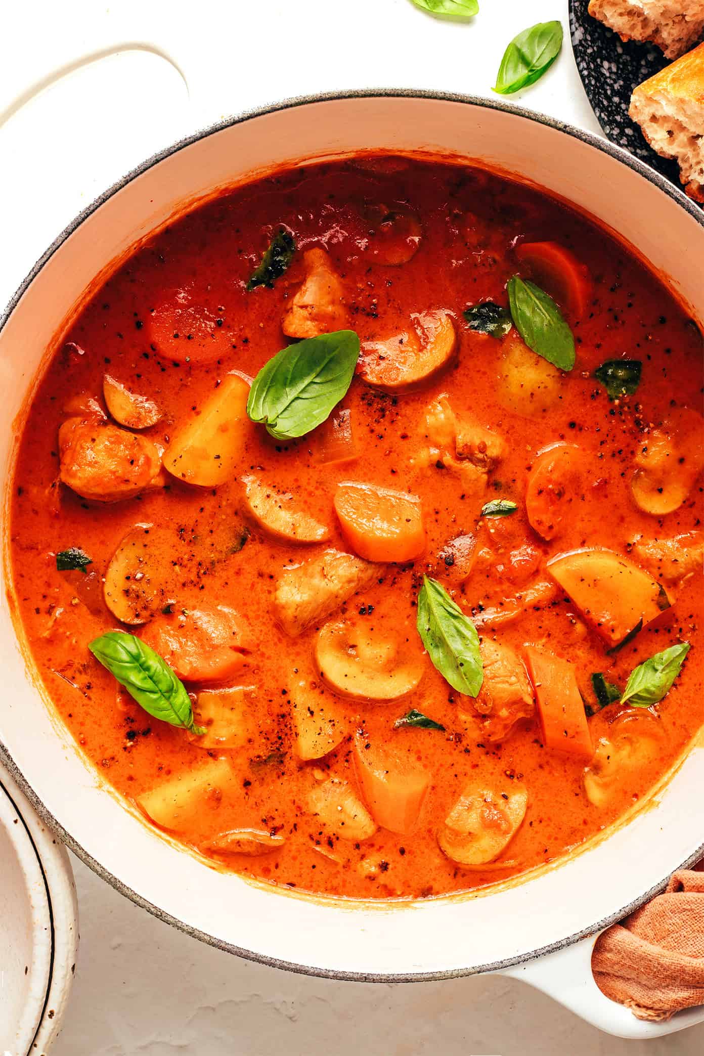 tomato basil chicken stew in pot